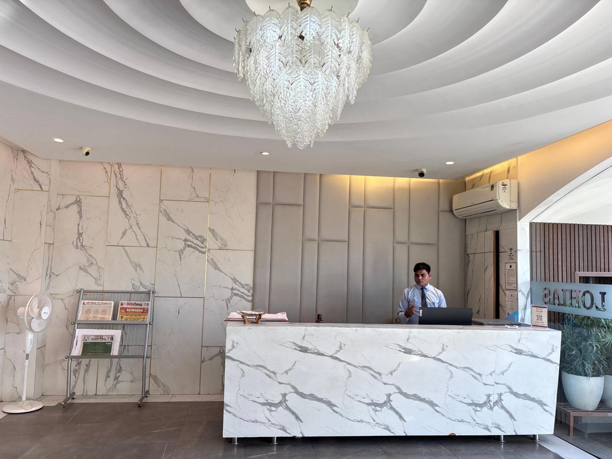 Hotel Arch The Lohias New Delhi Exterior photo