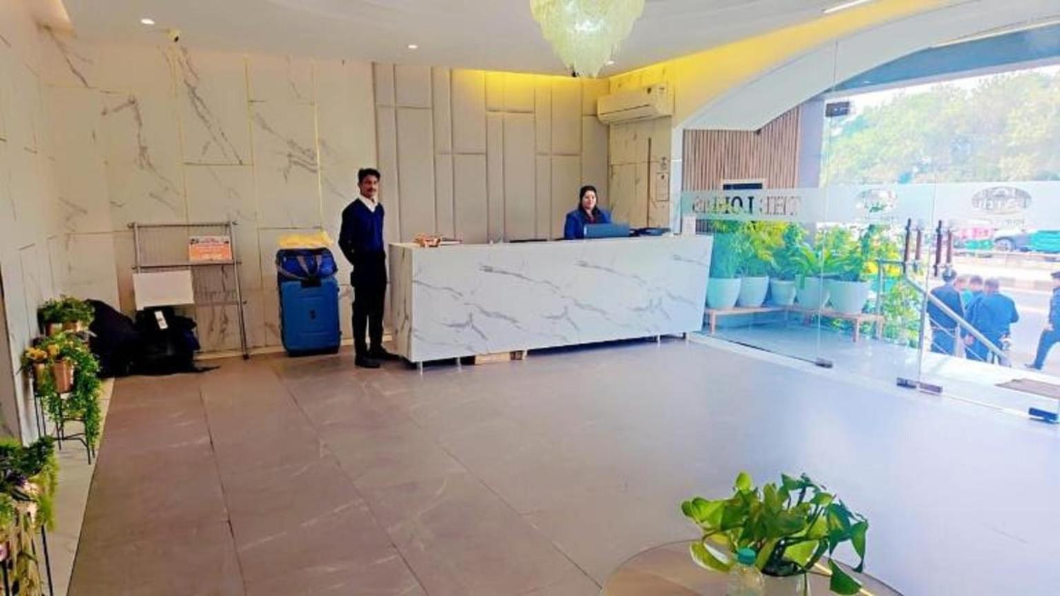 Hotel Arch The Lohias New Delhi Exterior photo